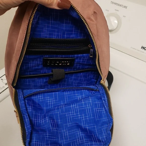 Sol ans Selene Hustle Sling Backpack - Picture 12 of 13